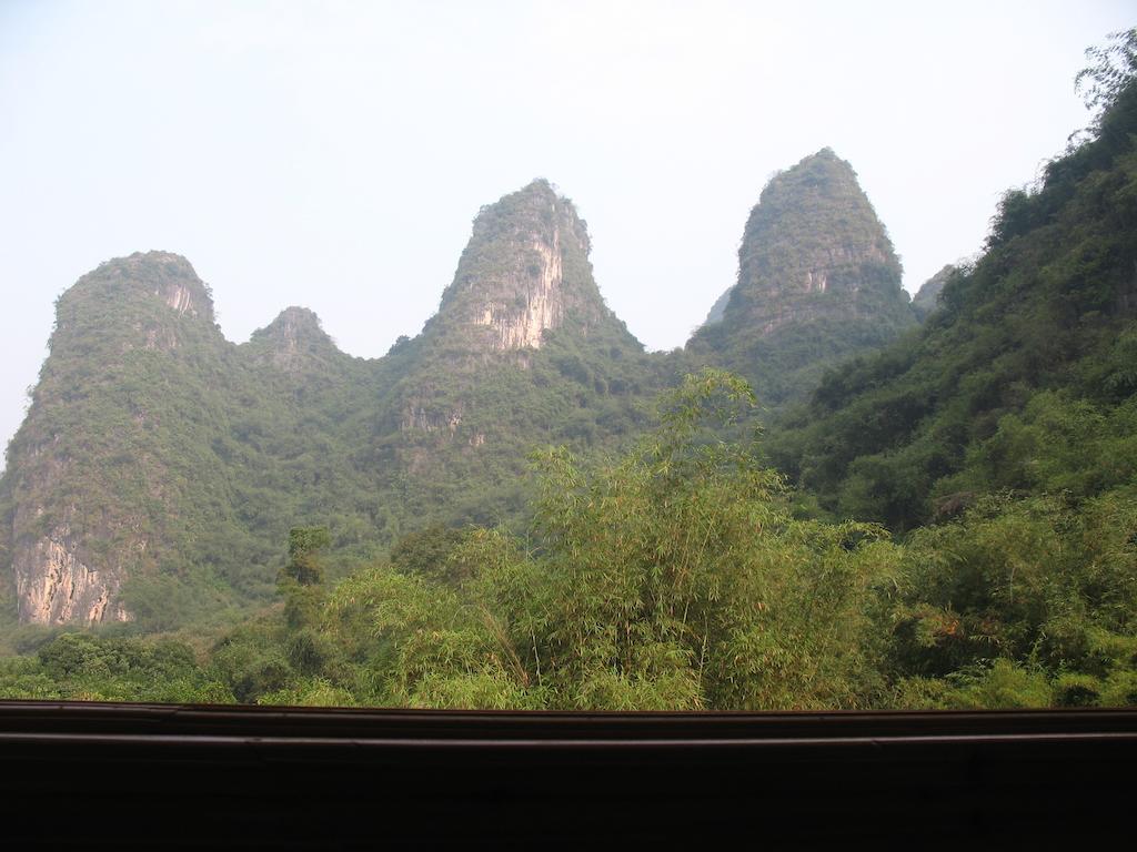 فندق Yangshuo Peaceful Valley Retreat المظهر الخارجي الصورة