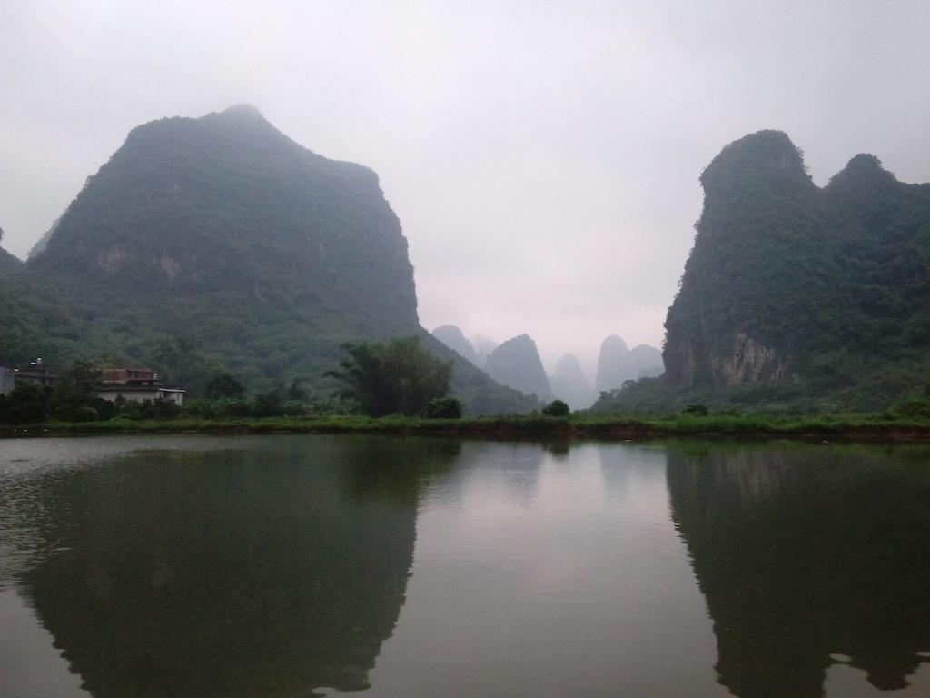 فندق Yangshuo Peaceful Valley Retreat المظهر الخارجي الصورة