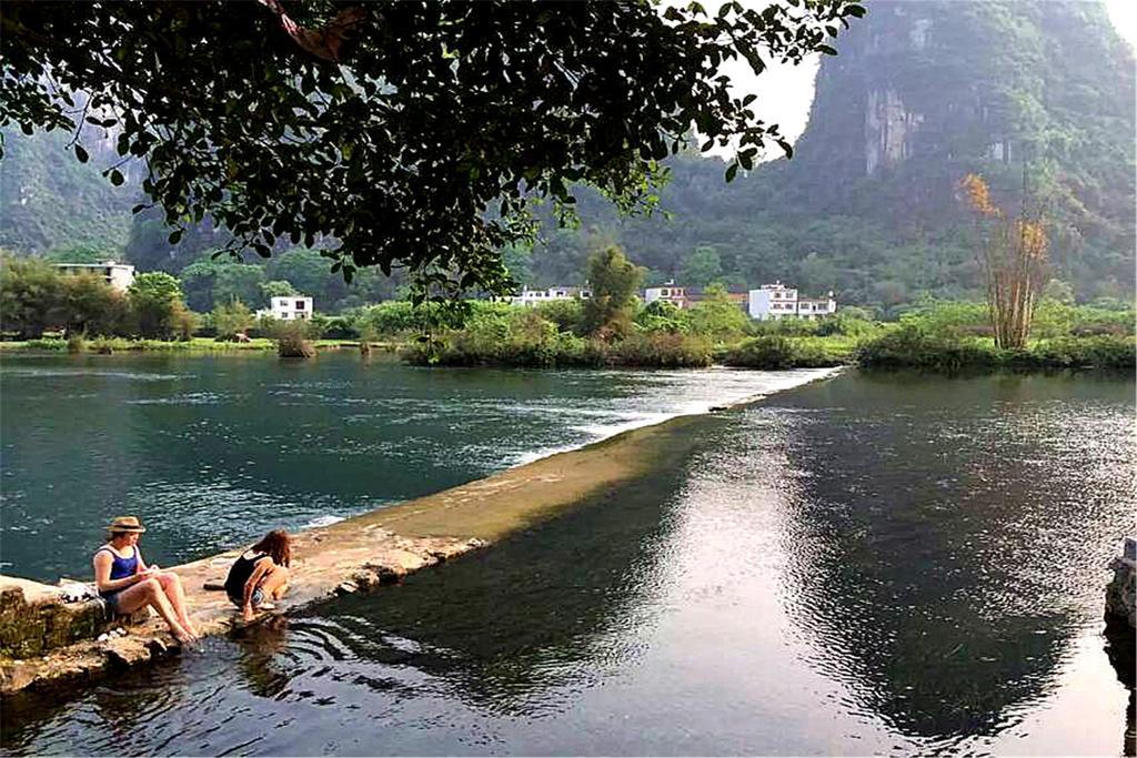 فندق Yangshuo Peaceful Valley Retreat المظهر الخارجي الصورة